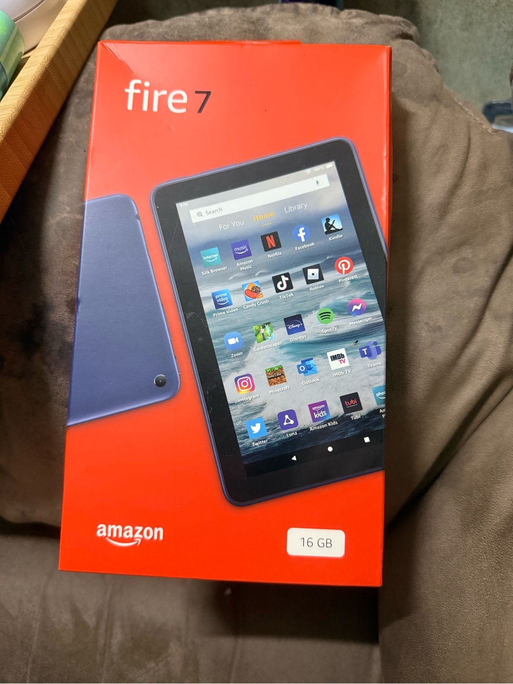 New Sealed Amazon Fire 7 Tablet – Blue Back, Black Front – 16GB